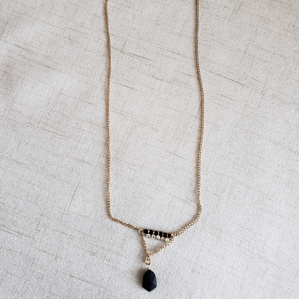 Lia Sophia necklace. Great shape.